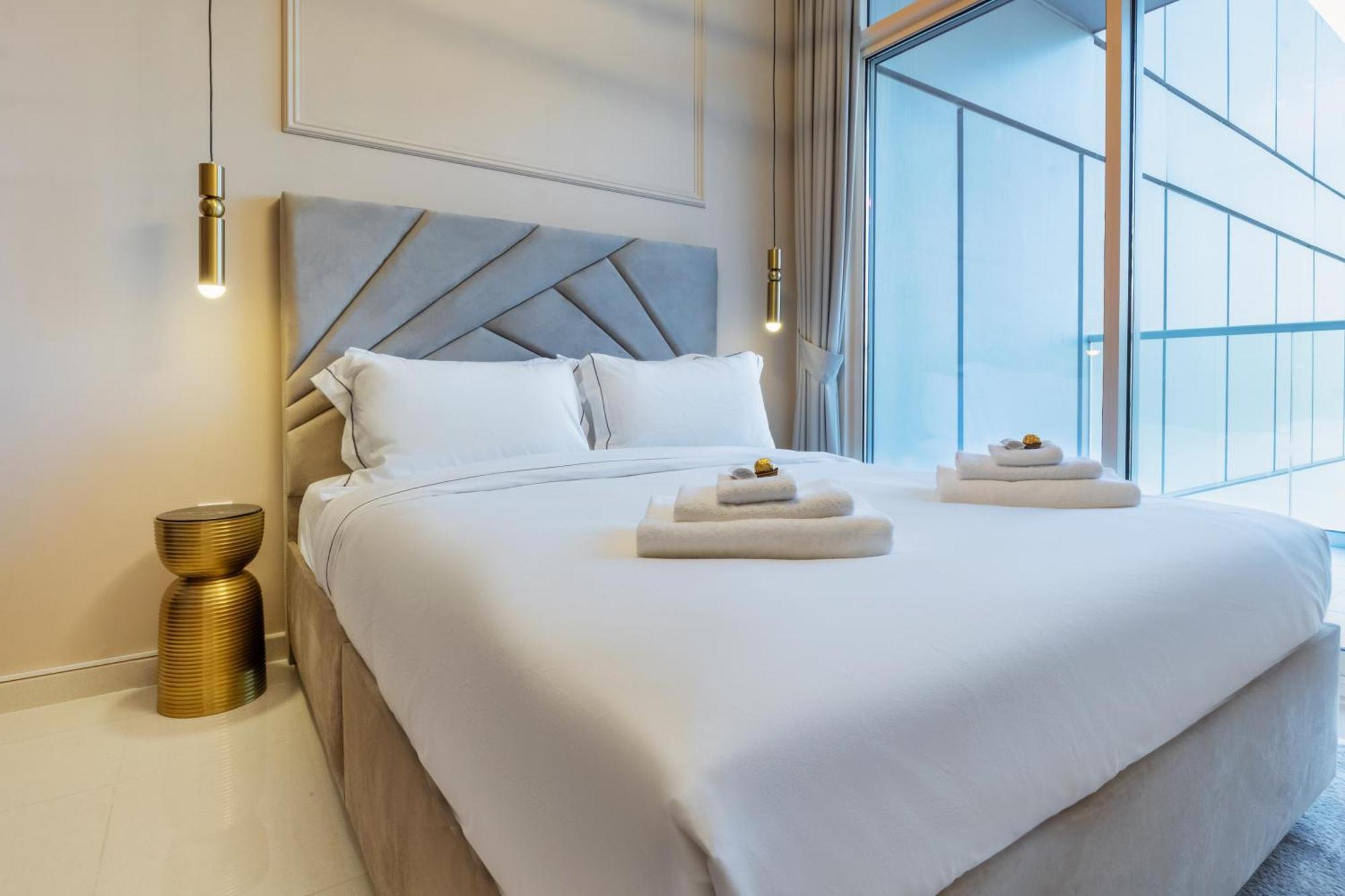 Luxury Floor, With Full Burj Khalifa View Apartment