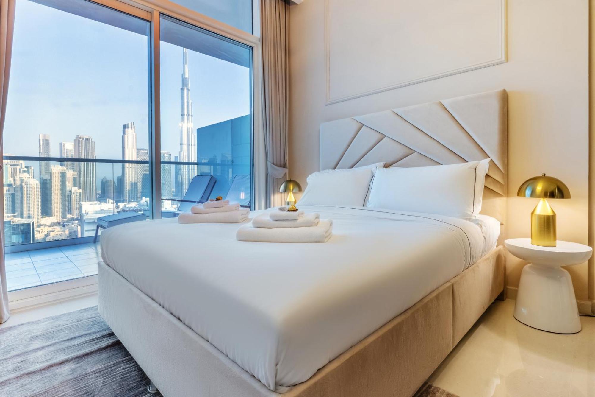 Luxury Floor, With Full Burj Khalifa View Apartment