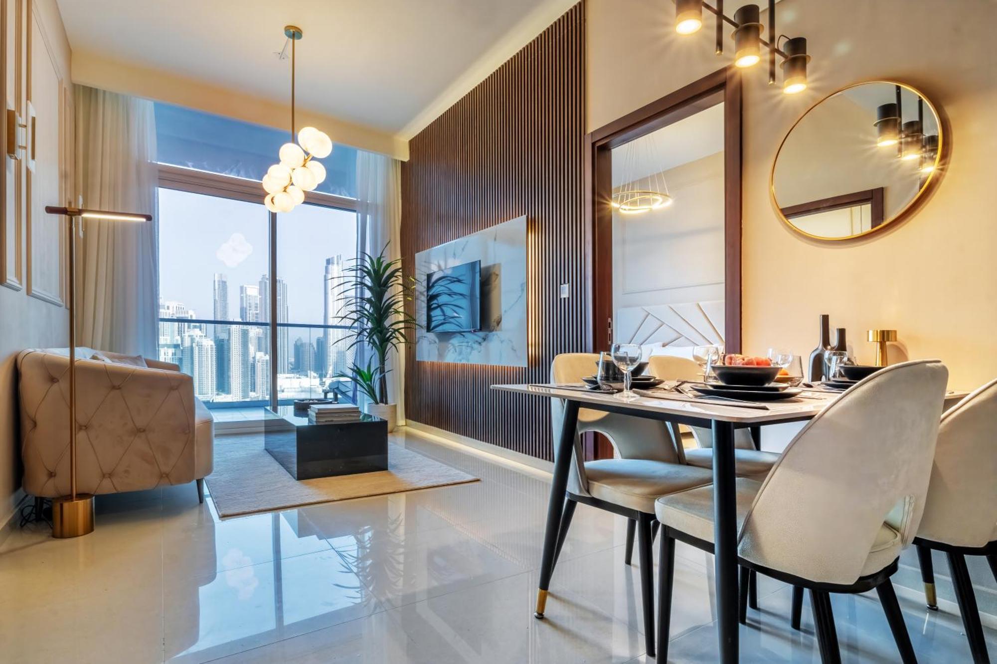 Apartment Luxury Floor, With Full Burj Khalifa View *